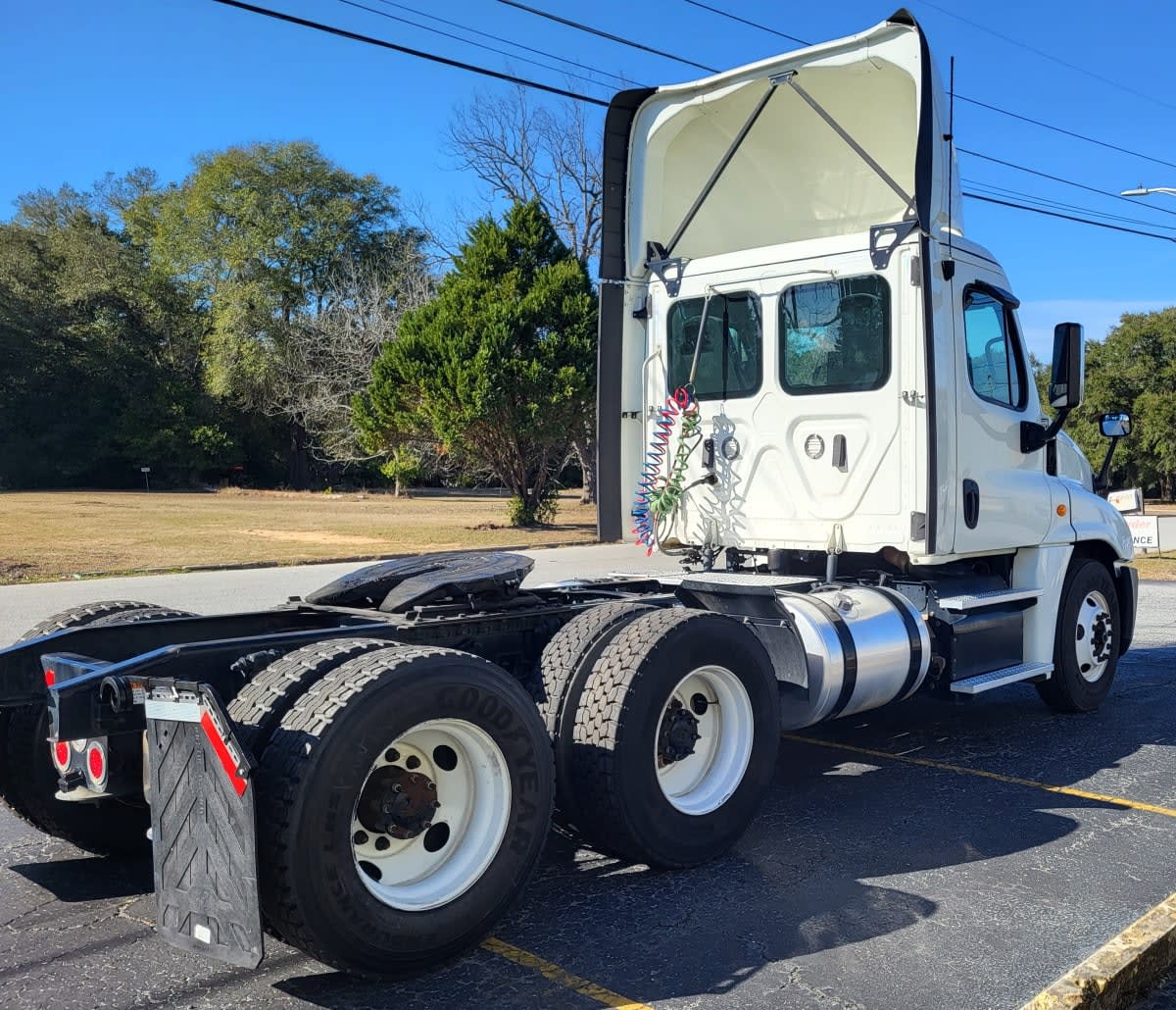 2019 Freightliner - image 6