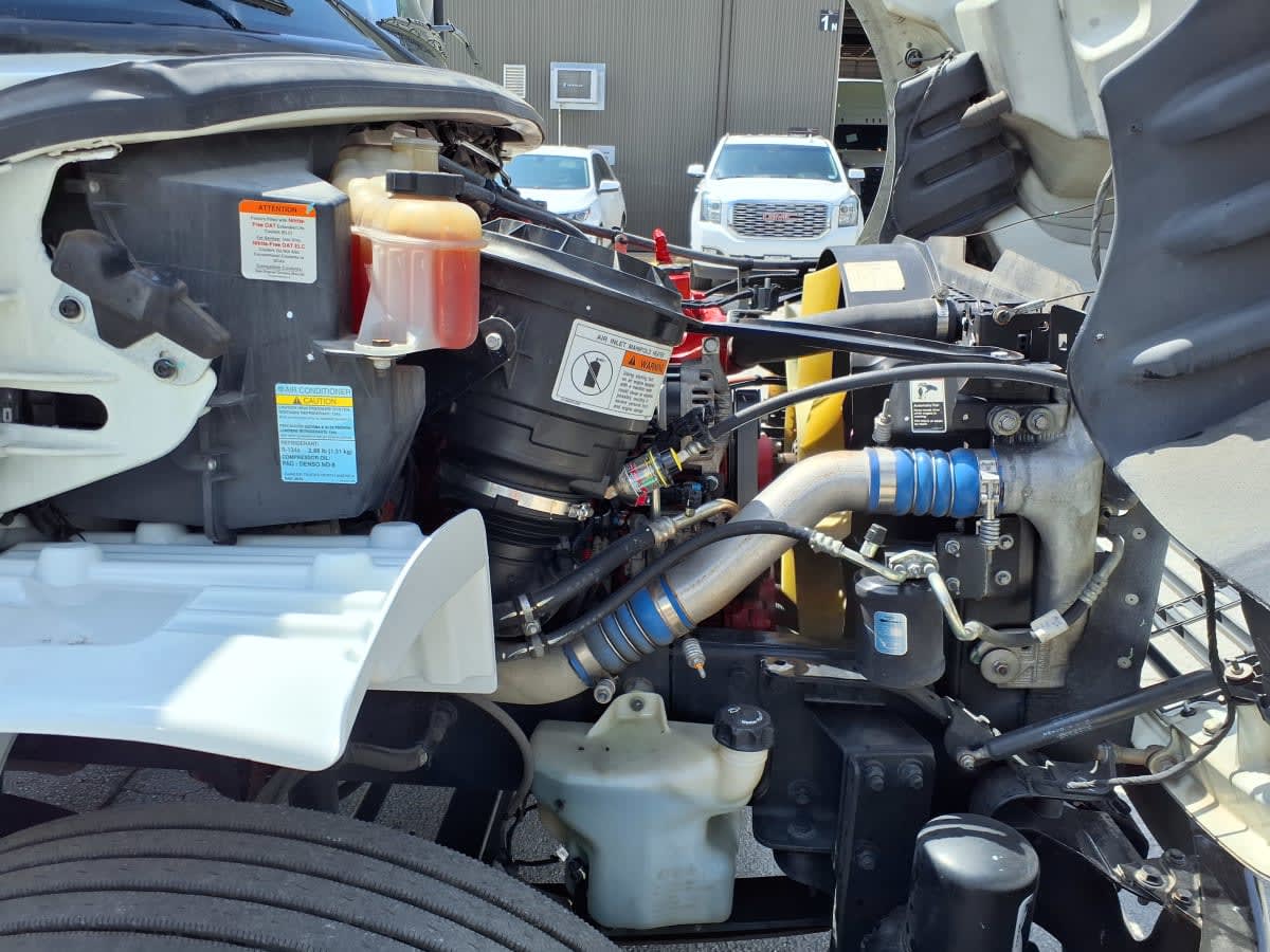 2019 Freightliner M2 106 791218