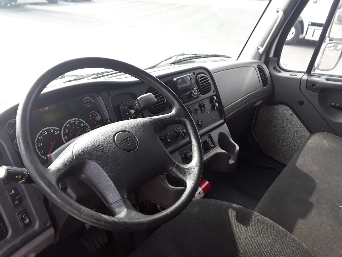 2018 Freightliner/Mercedes M2 106 791300