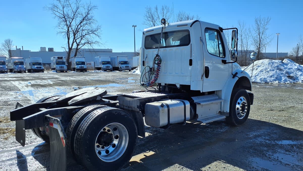 2019 Freightliner/Mercedes M2 106 791460