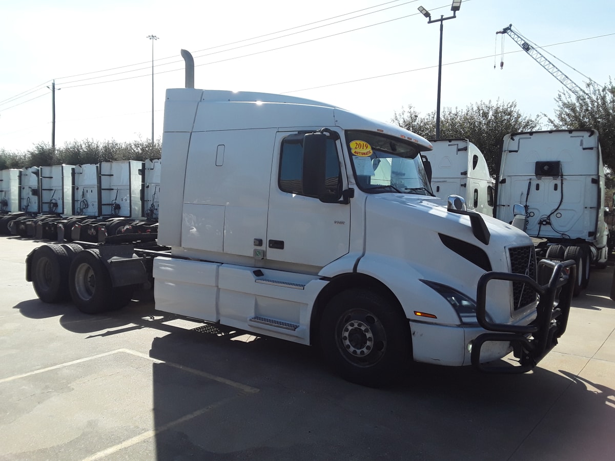 2019 Volvo VNR64T-640 791900