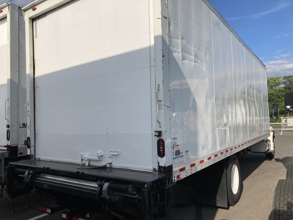 2019 Navistar International 4300 791980