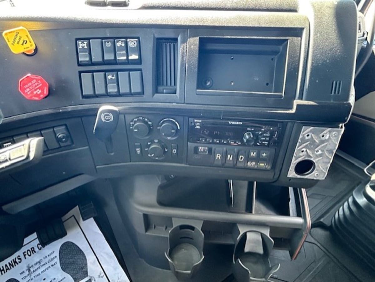 2019 Volvo VNR64T-640 792131