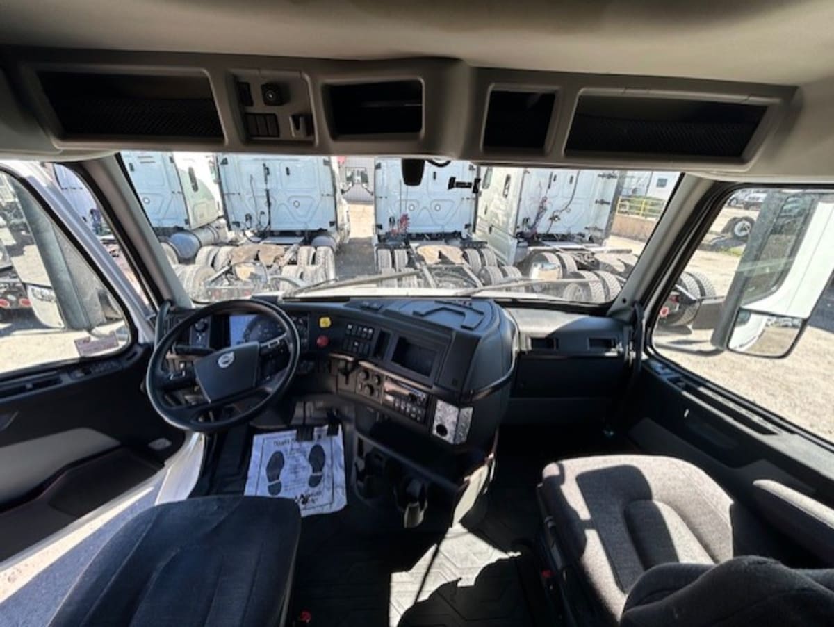 2019 Volvo VNR64T-640 792131