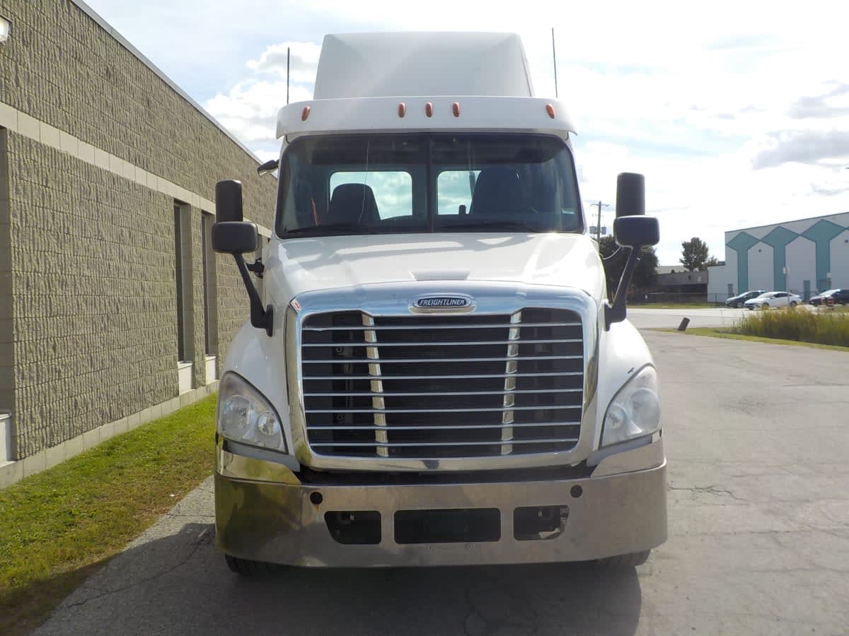2019 Freightliner/Mercedes CASCADIA 125 792132