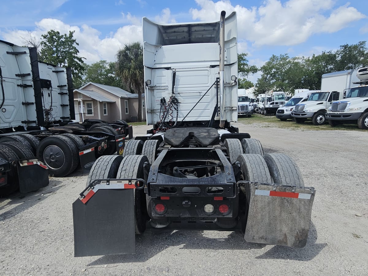 2019 Volvo VNR64T-640 792810