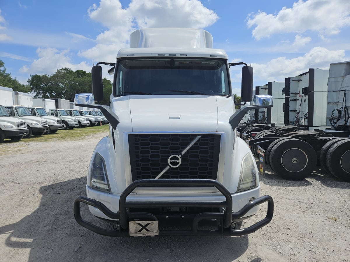 2019 Volvo VNR64T-640 792810