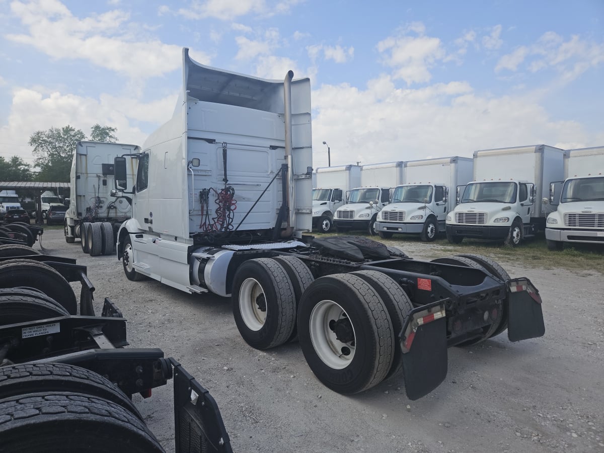 2019 Volvo VNR64T-640 792811