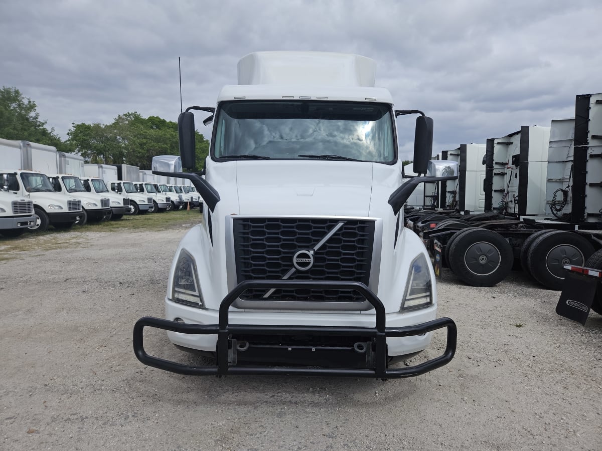 2019 Volvo VNR64T-640 792812