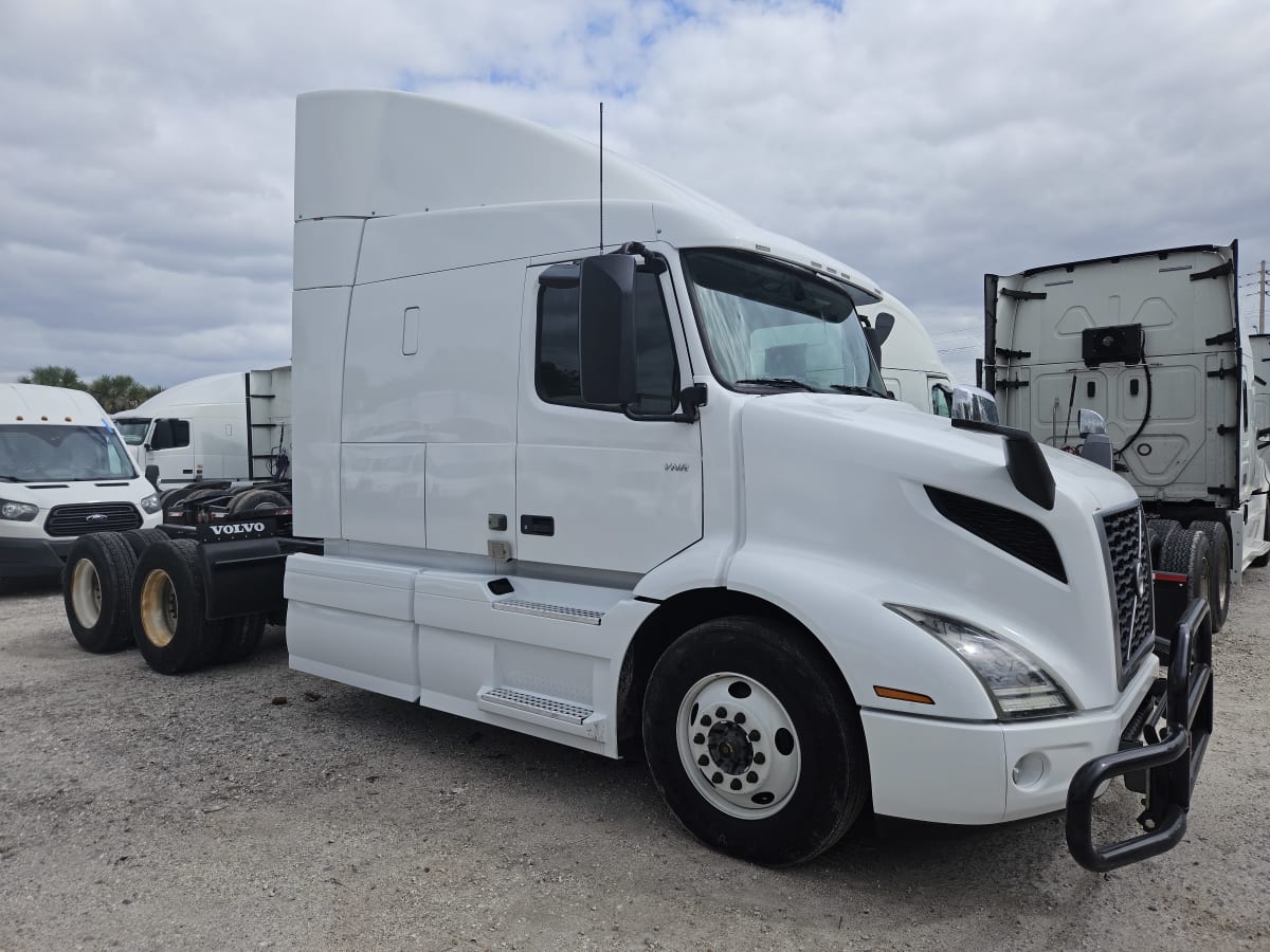 2019 Volvo VNR64T-640 792812