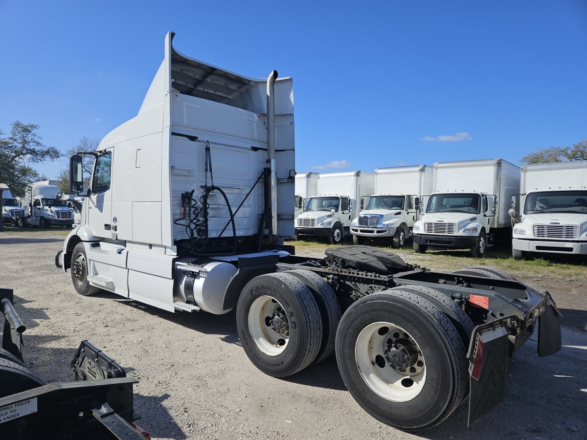 2019 Volvo VNR64T-640 792814