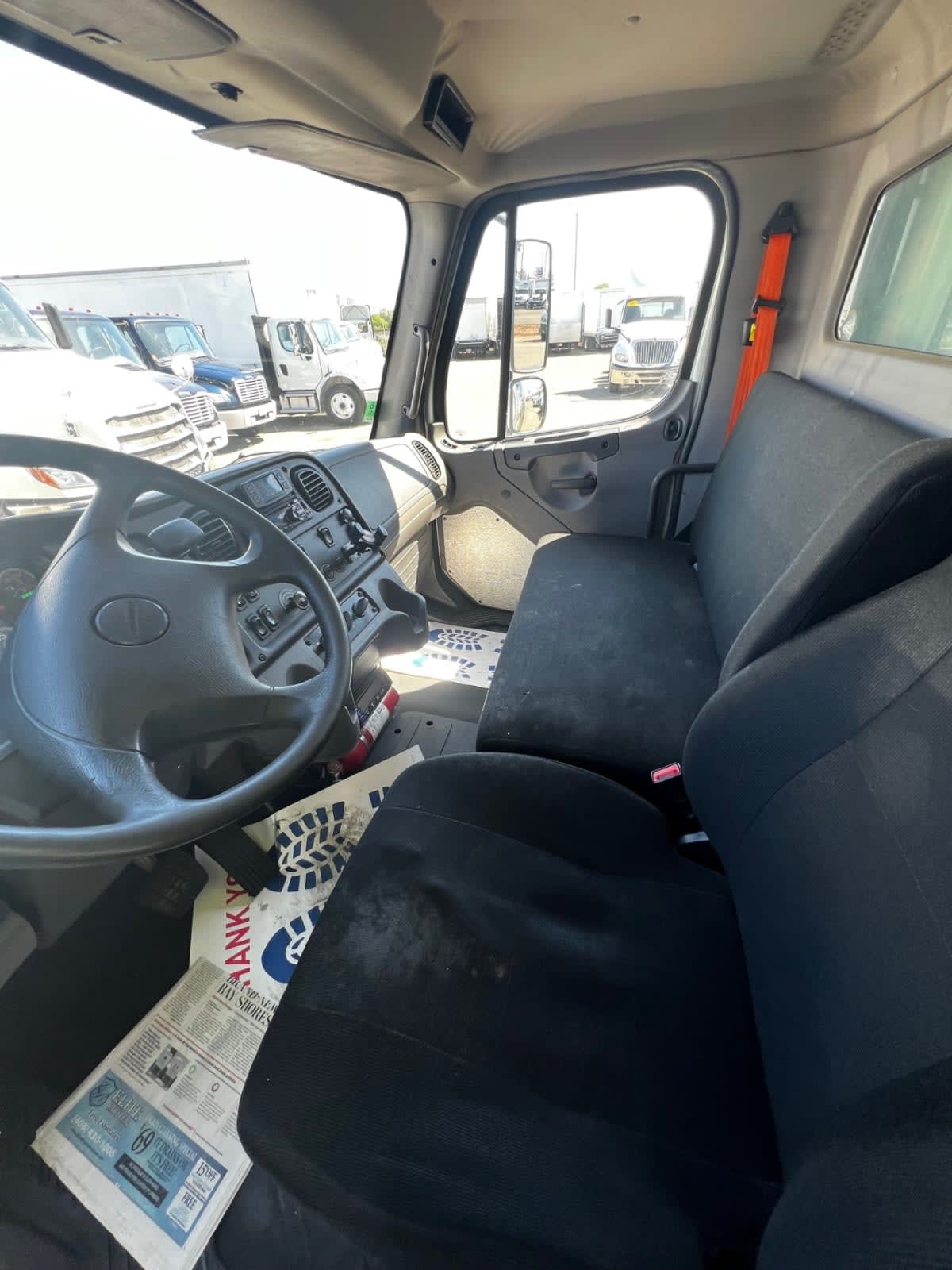 2018 Freightliner/Mercedes M2 106 792866