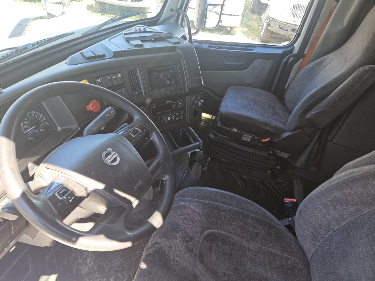 2019 Volvo VNR64T-640 792869