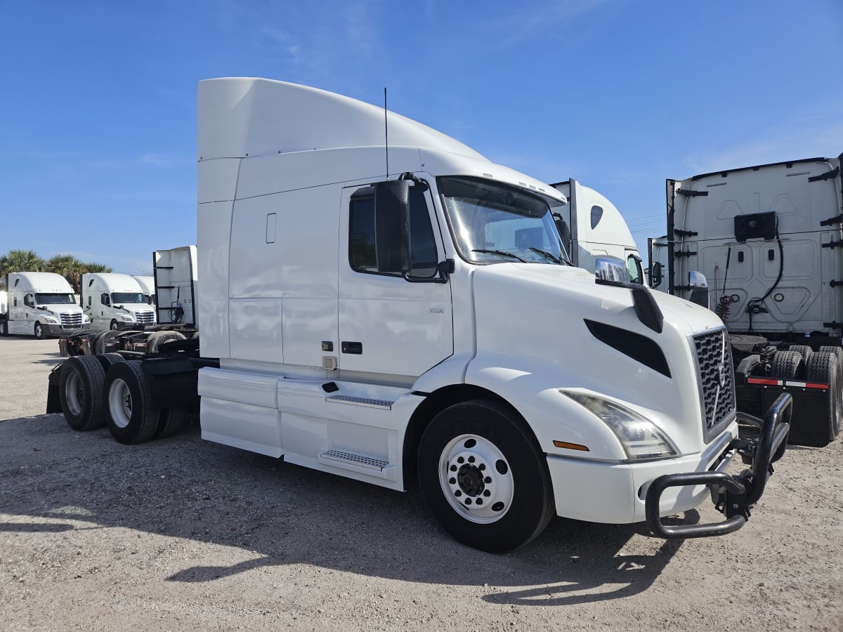 2019 Volvo VNR64T-640 792870