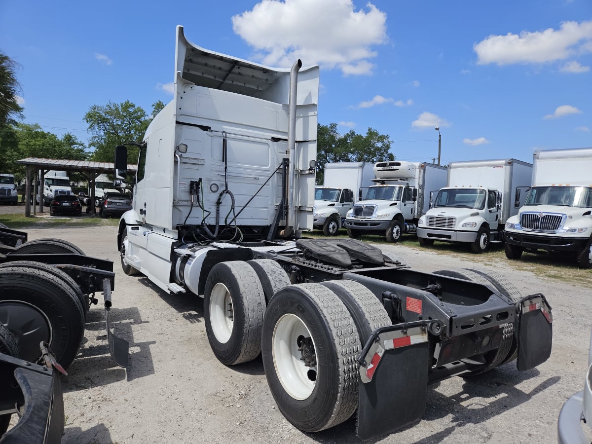 2019 Volvo VNR64T-640 792872