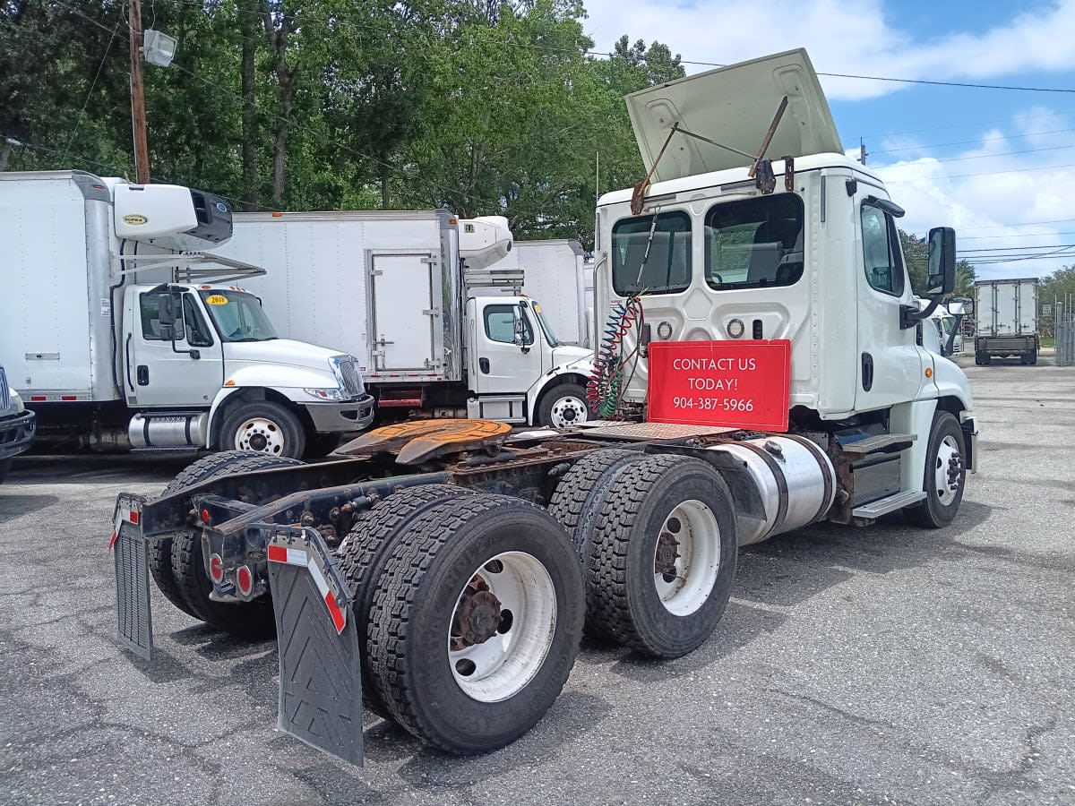 2019 Freightliner - image 4
