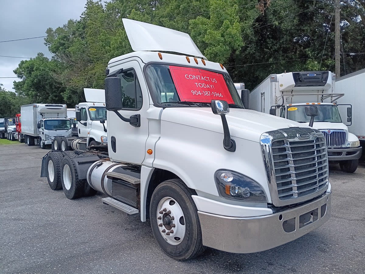 2019 Freightliner - image 3