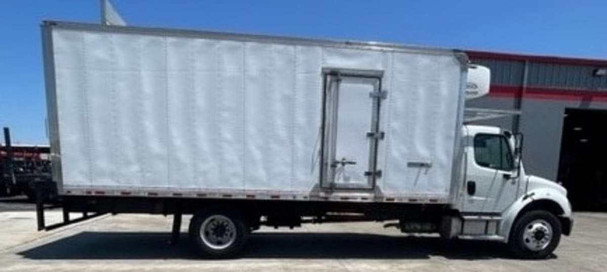 2019 Freightliner/Mercedes M2 106 794432