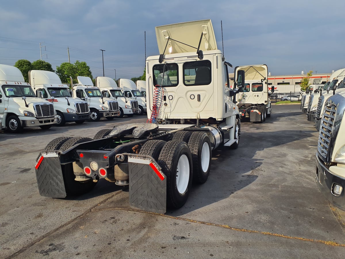 2019 Freightliner/Mercedes CASCADIA 125 794736