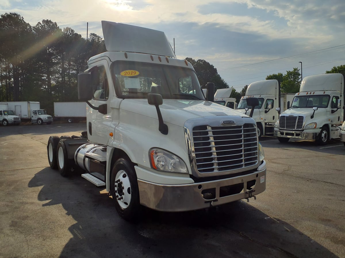 2019 Freightliner/Mercedes CASCADIA 125 794736