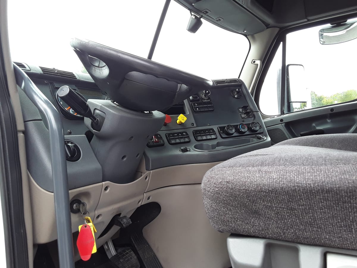 2019 Freightliner/Mercedes CASCADIA 125 794912