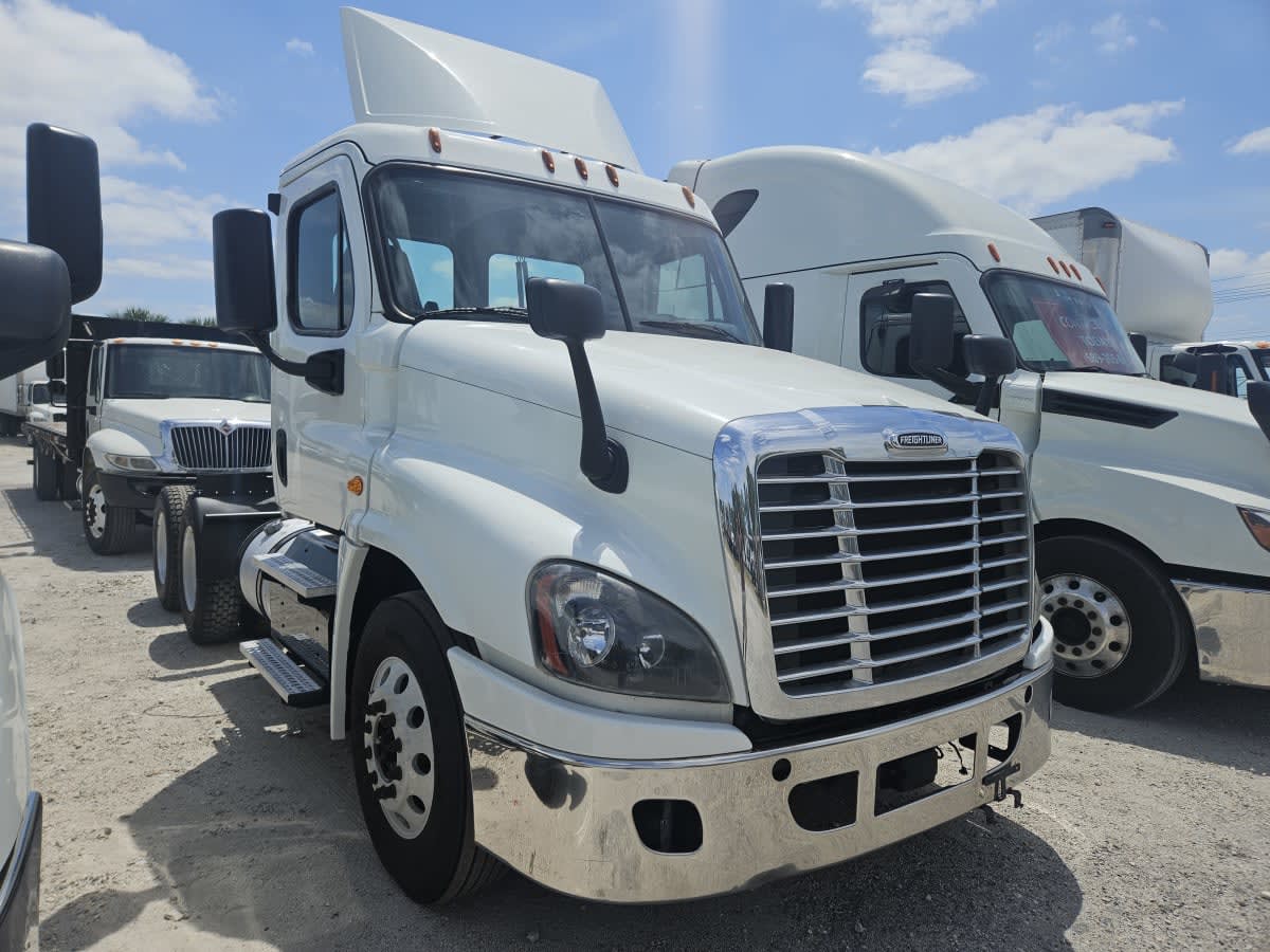 2019 Freightliner - image 3