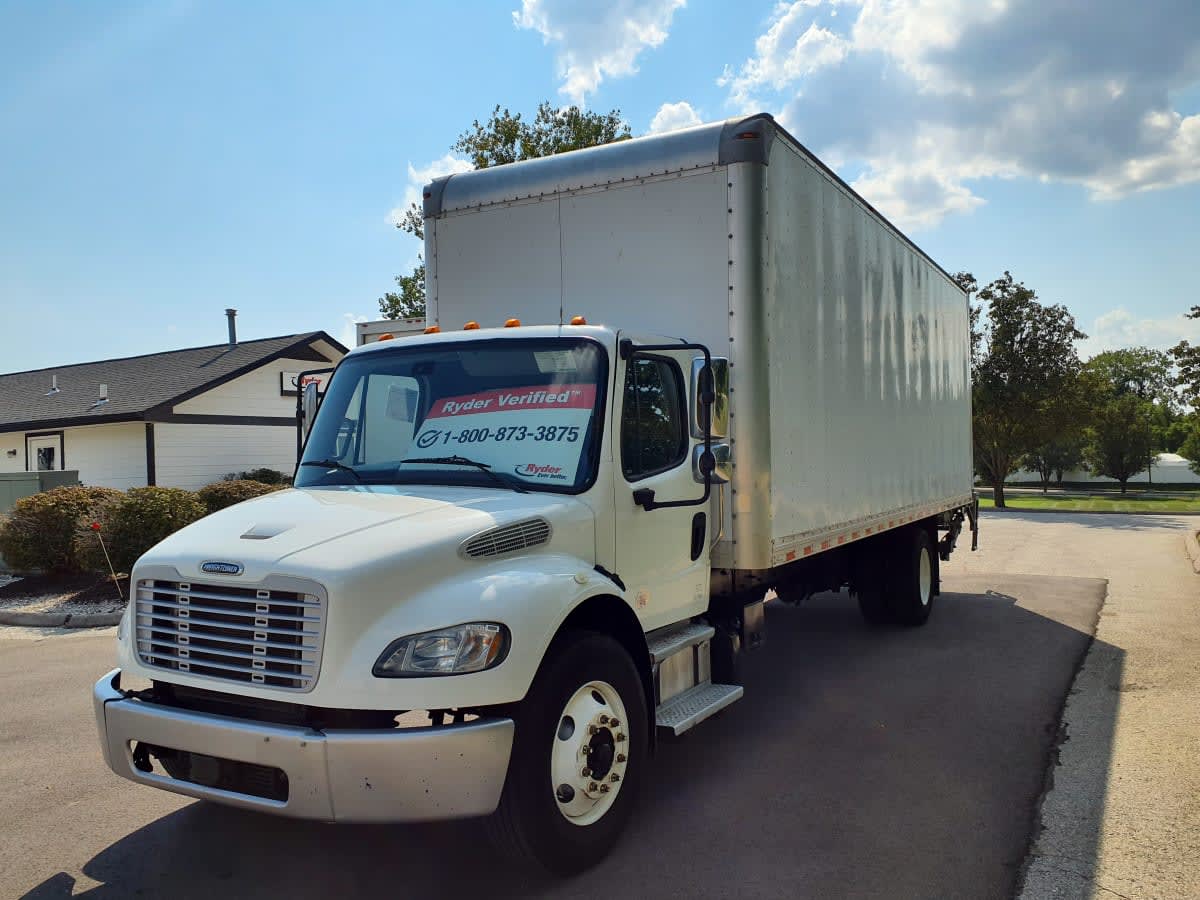 2018 Freightliner M2 106 795240