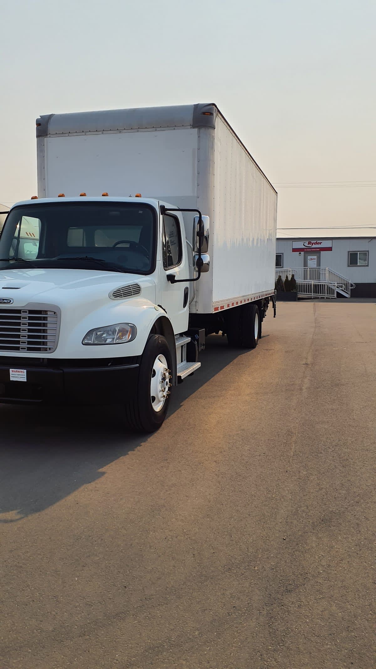 2018 Freightliner/Mercedes M2 106 795243 2018 Freightliner/Mercedes M2 106 795243