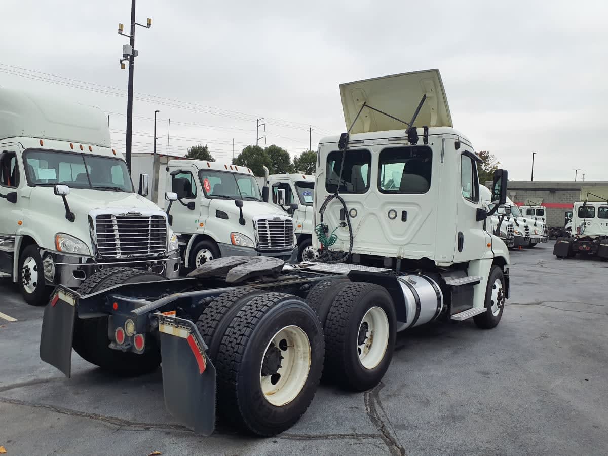 2019 Freightliner/Mercedes CASCADIA 125 795279