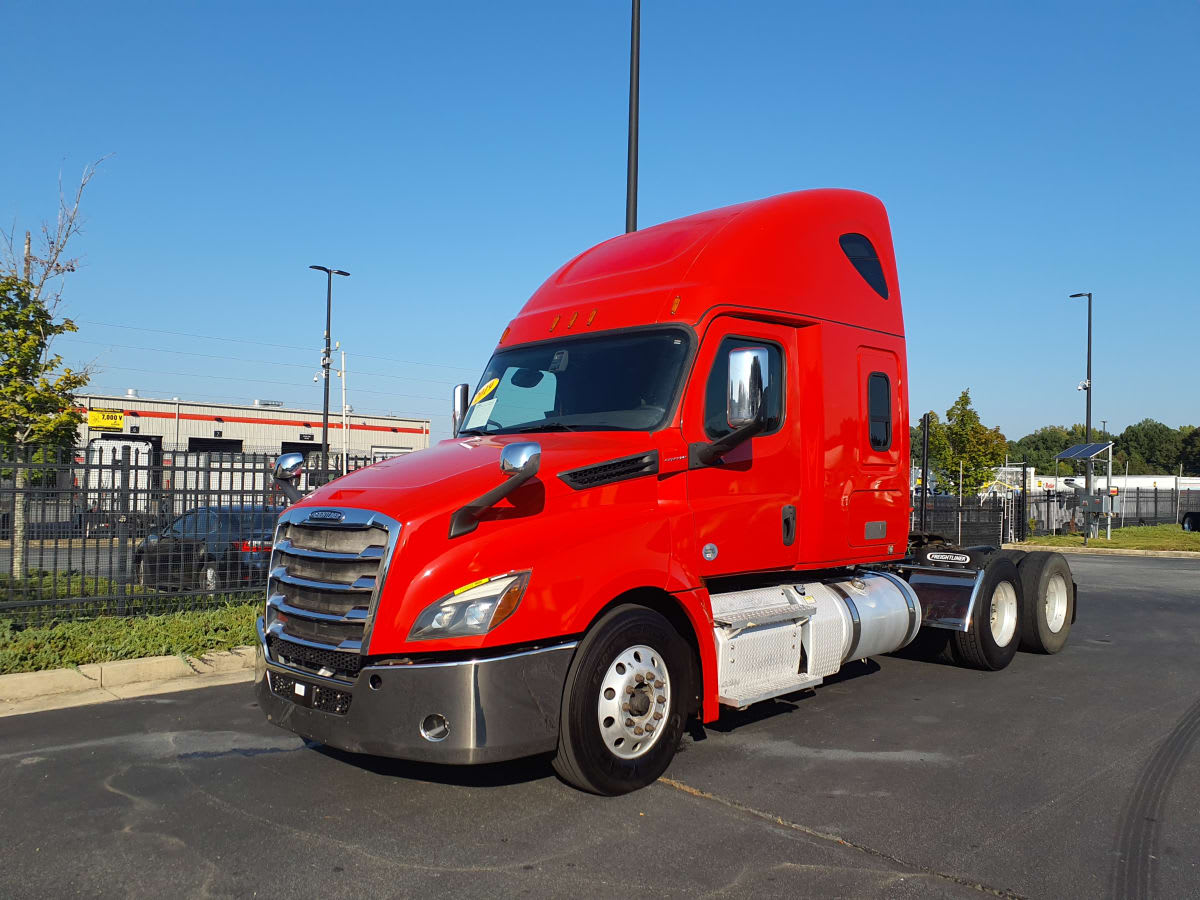2019 Freightliner Cascadia in Atlanta, GA — photo 3