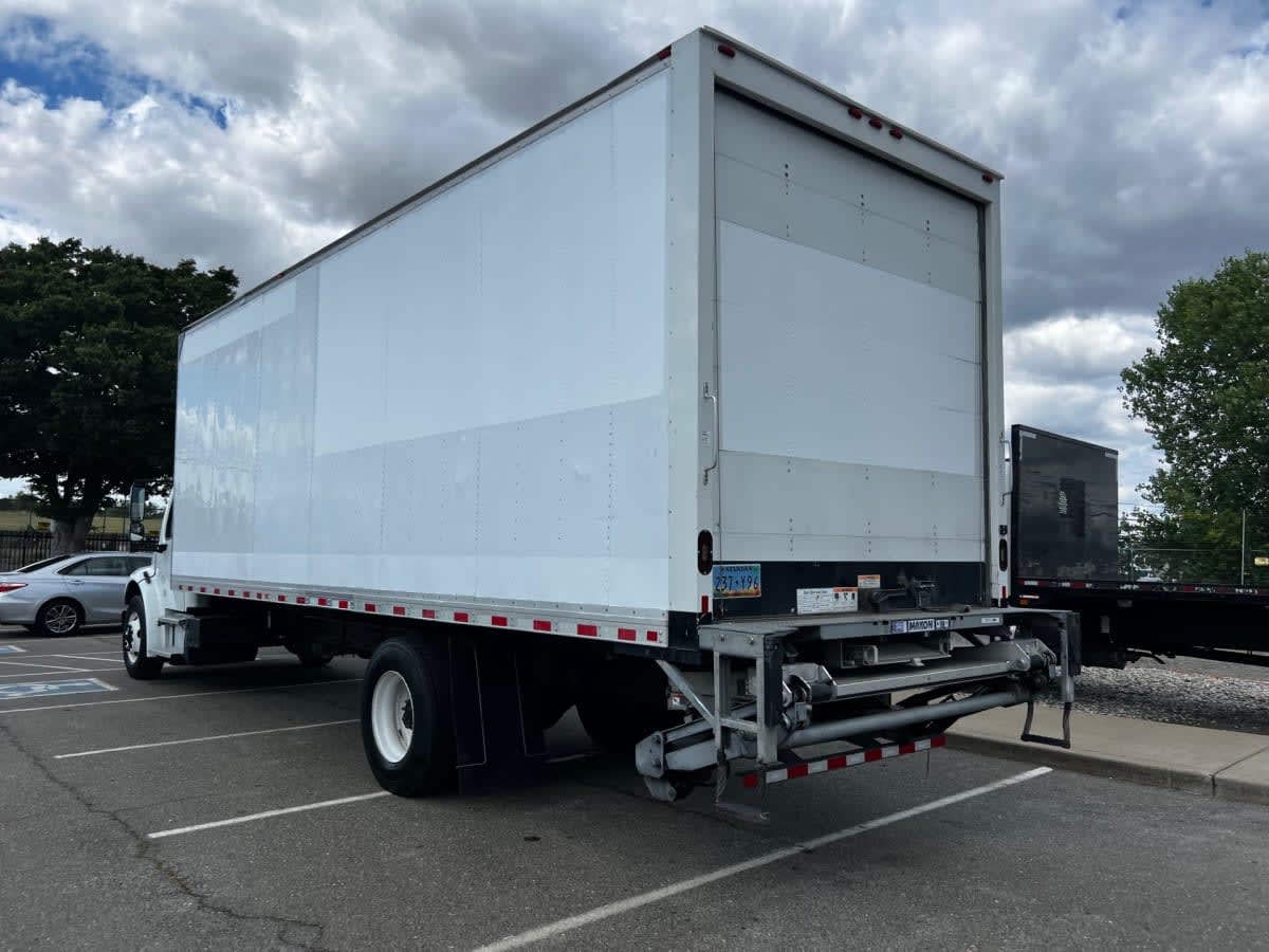 2018 Freightliner/Mercedes M2 106 795755