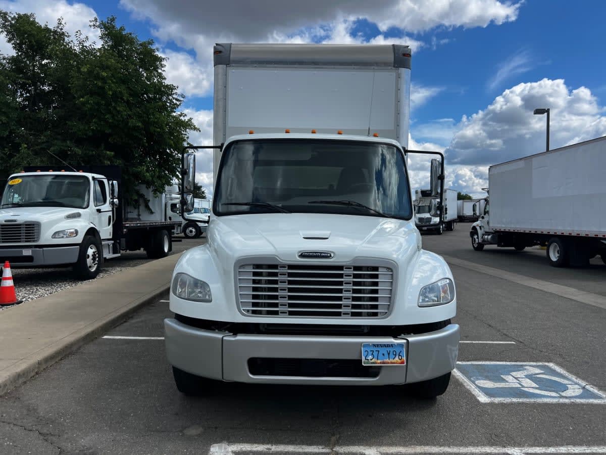 2018 Freightliner/Mercedes M2 106 795755
