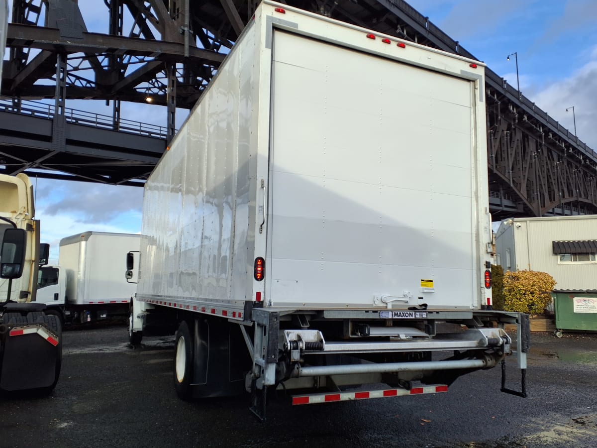 2018 Freightliner M2 106 in Newark, NJ — photo 6
