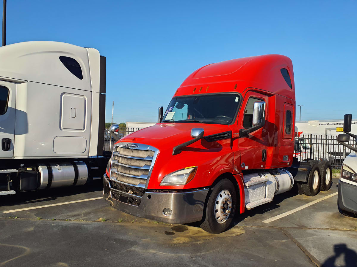 2019 Freightliner - image 3