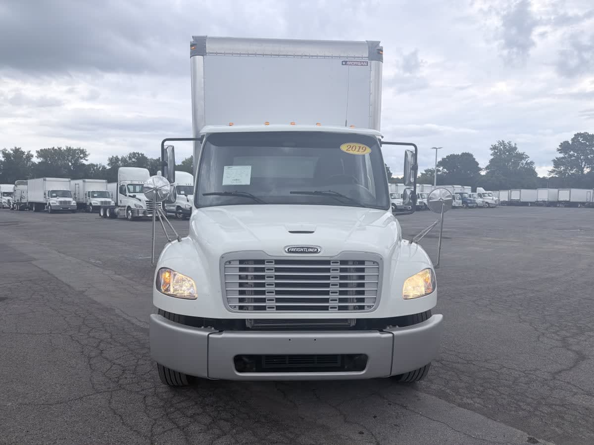 2019 Freightliner M2 106 in Syracuse, NY — photo 2