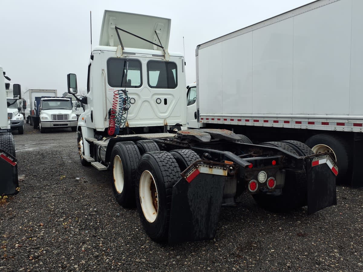 2019 Freightliner - image 6