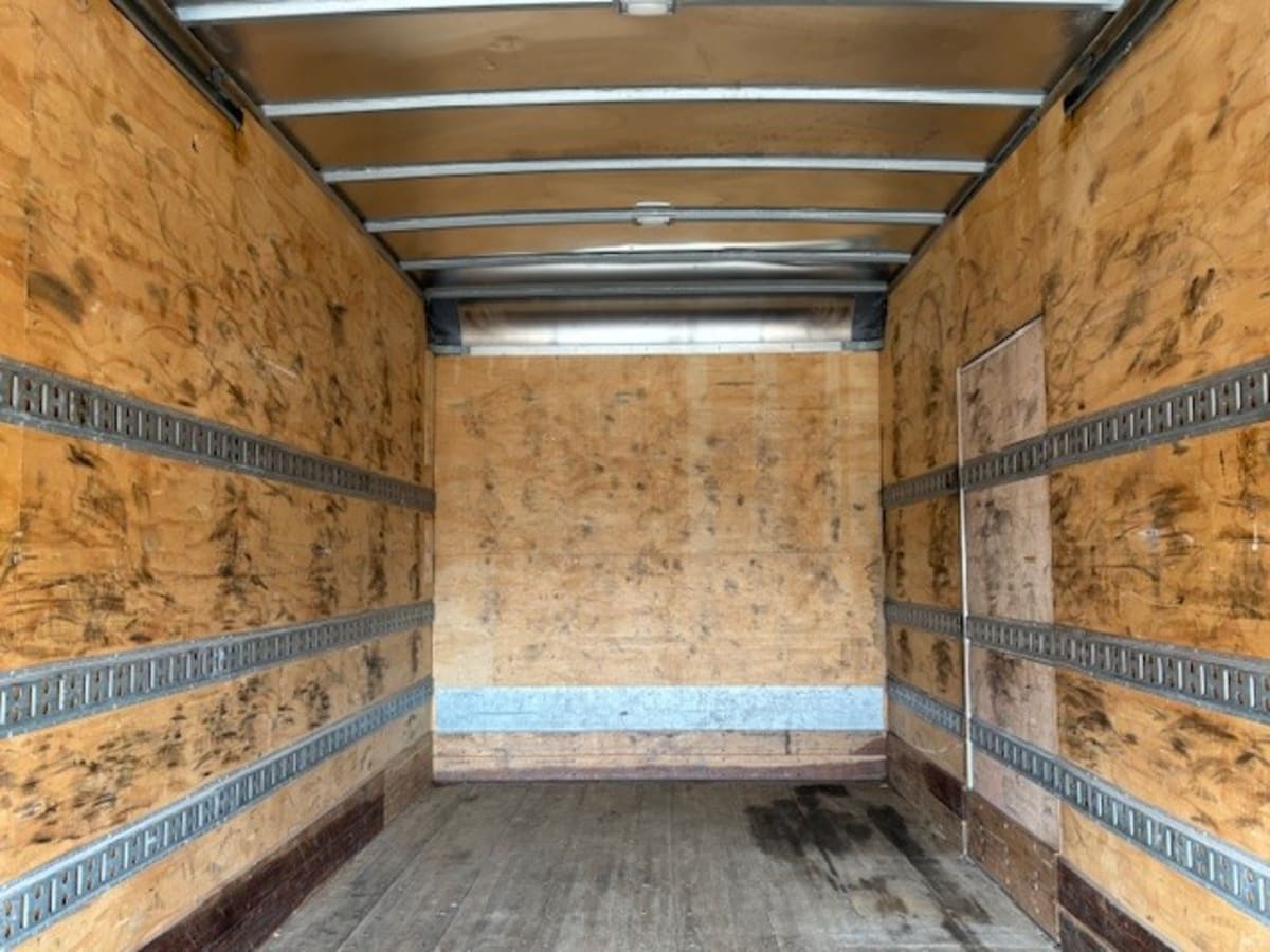 2019 Freightliner/Mercedes M2 106 799693