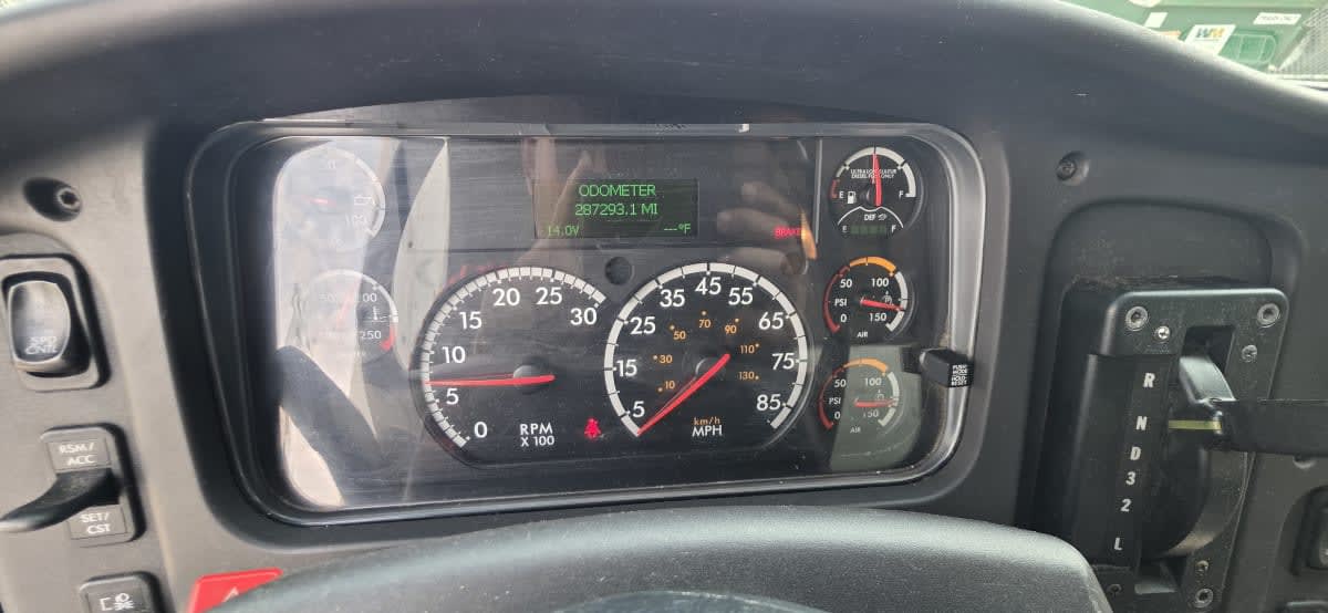2018 Freightliner/Mercedes M2 106 799877