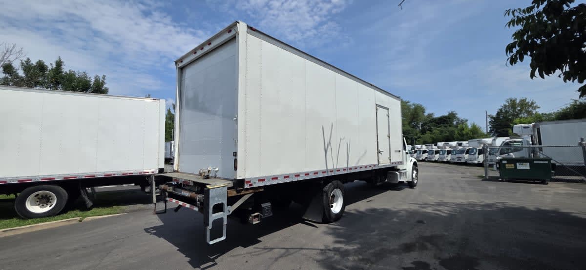 2018 Freightliner/Mercedes M2 106 799877