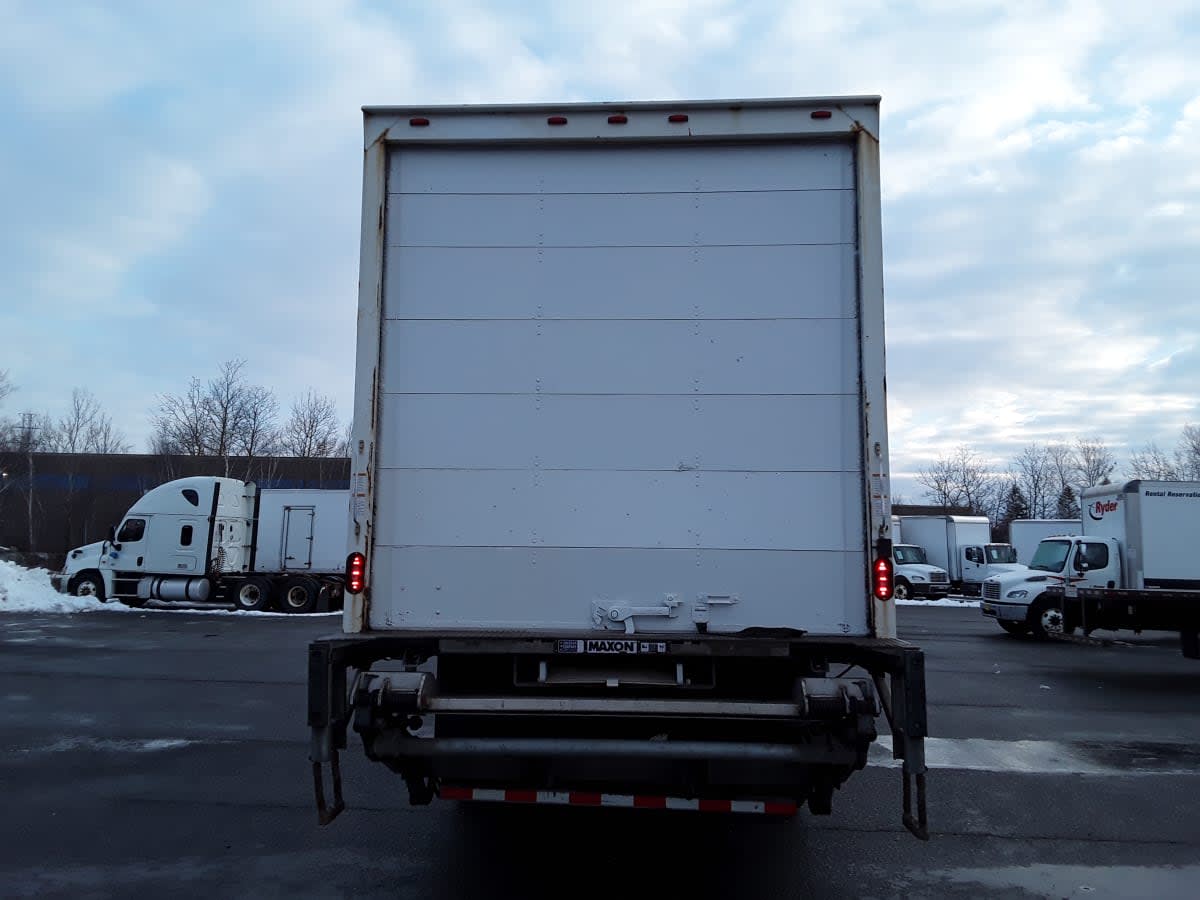 2018 Freightliner/Mercedes M2 106 799905