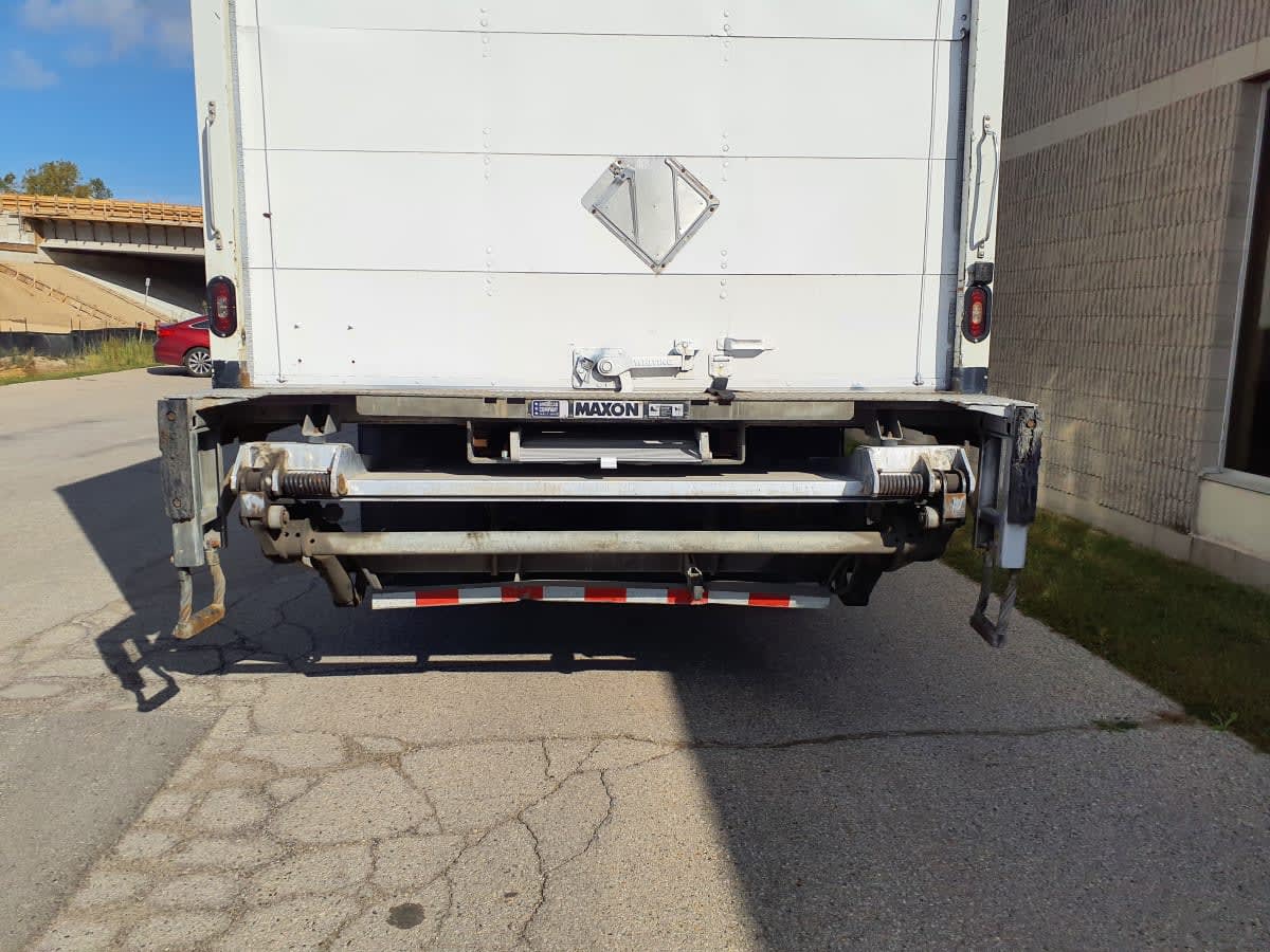 2018 Freightliner/Mercedes M2 106 799944