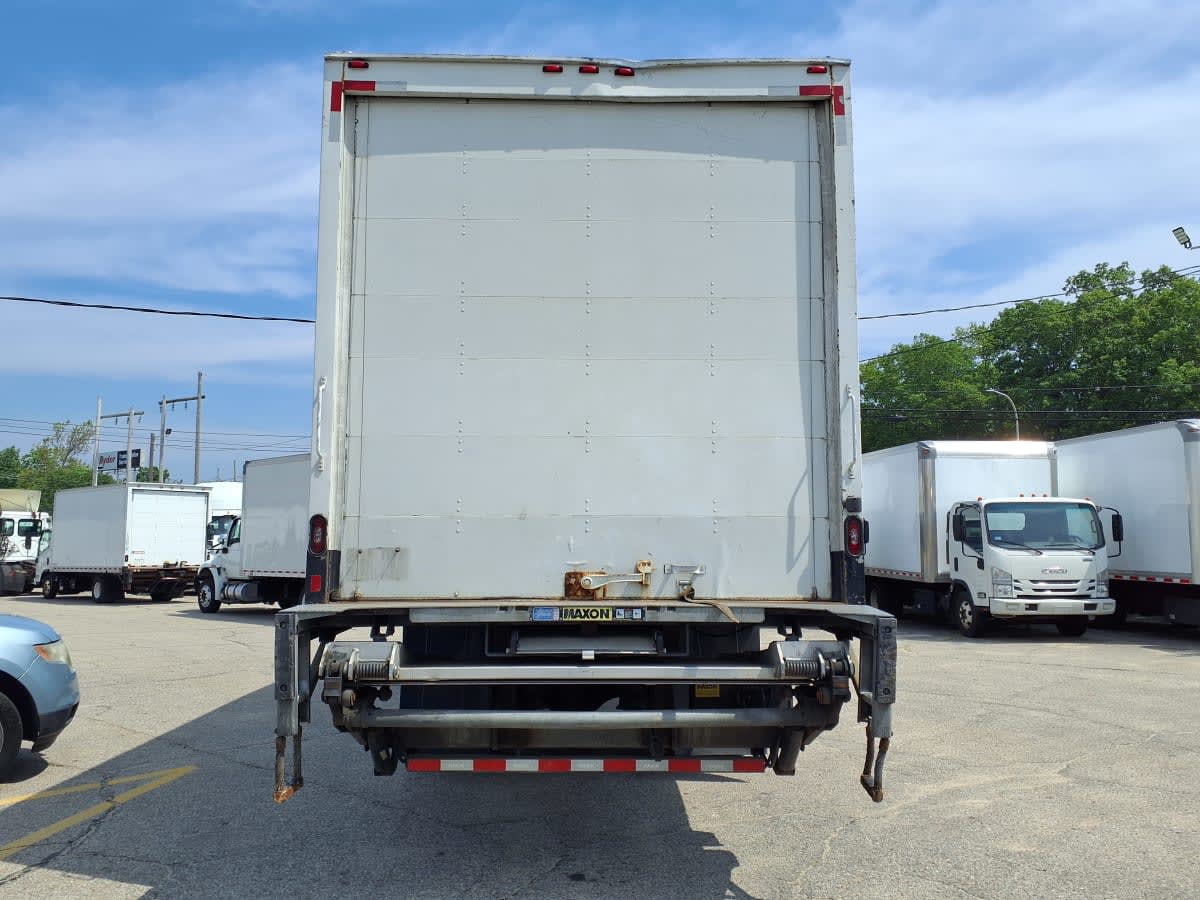 2018 Freightliner M2 106 799953