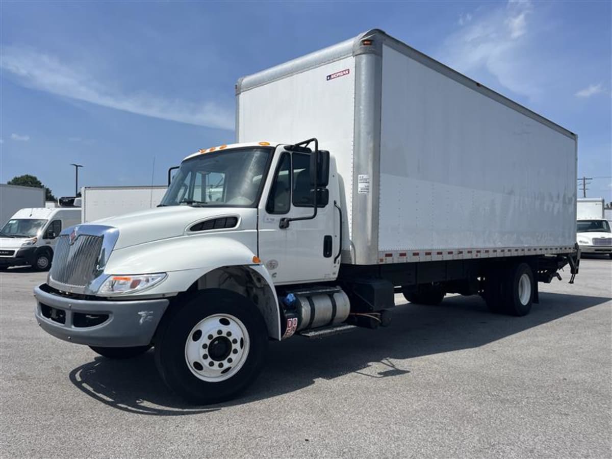 2018 Navistar International 4300 800142