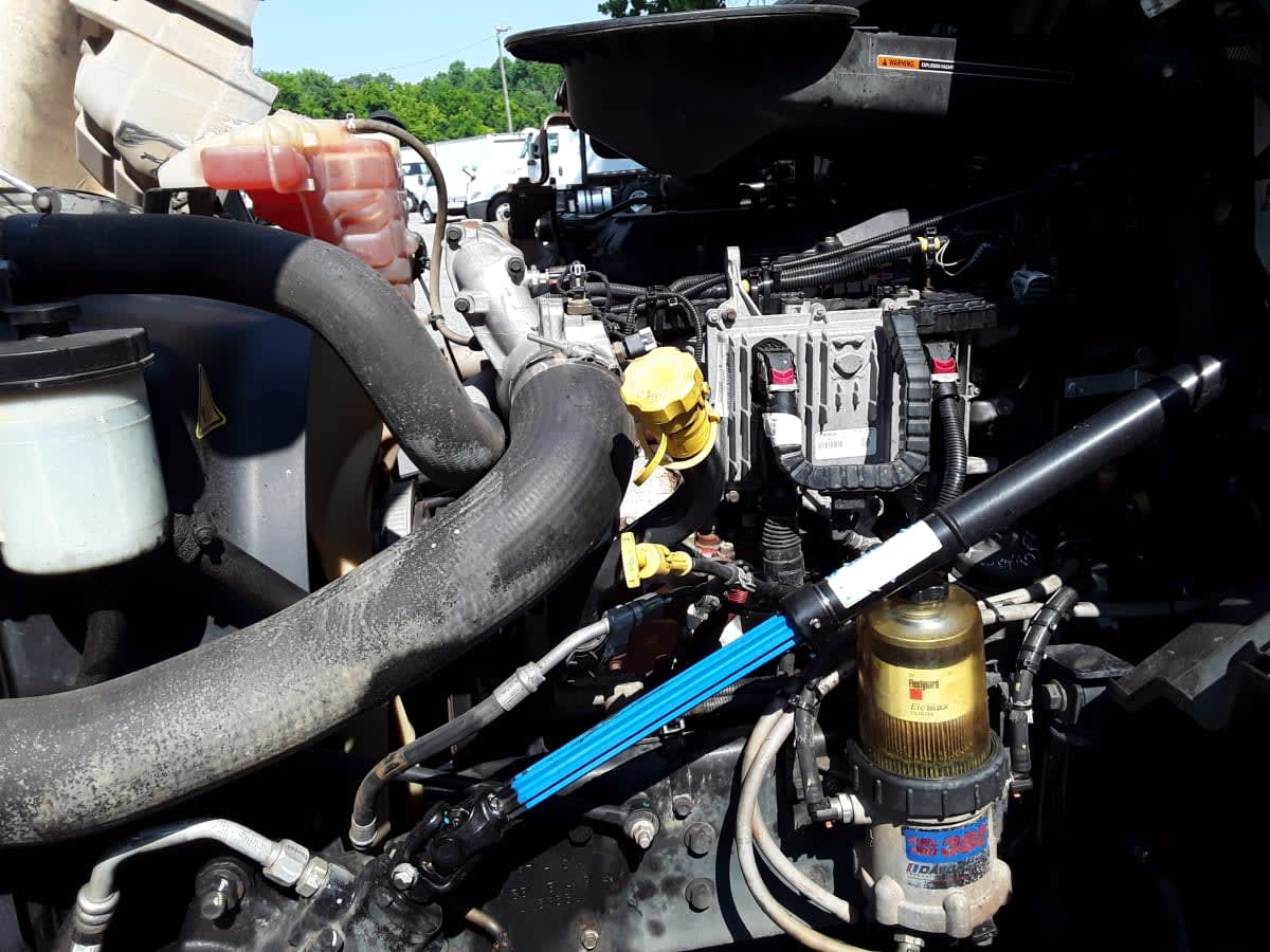 2018 Navistar International LT625 DAYCAB T/A 800322