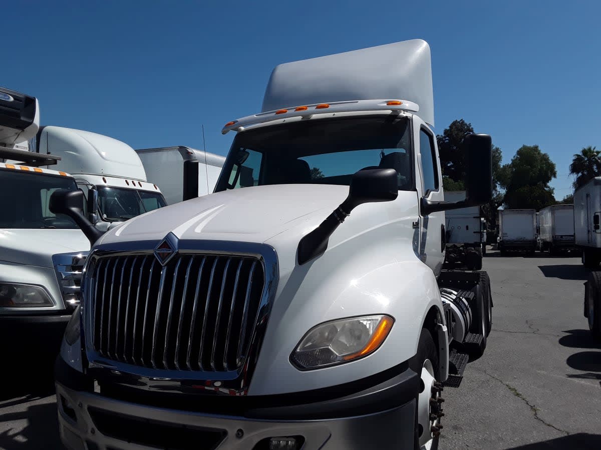 2018 International - image 1