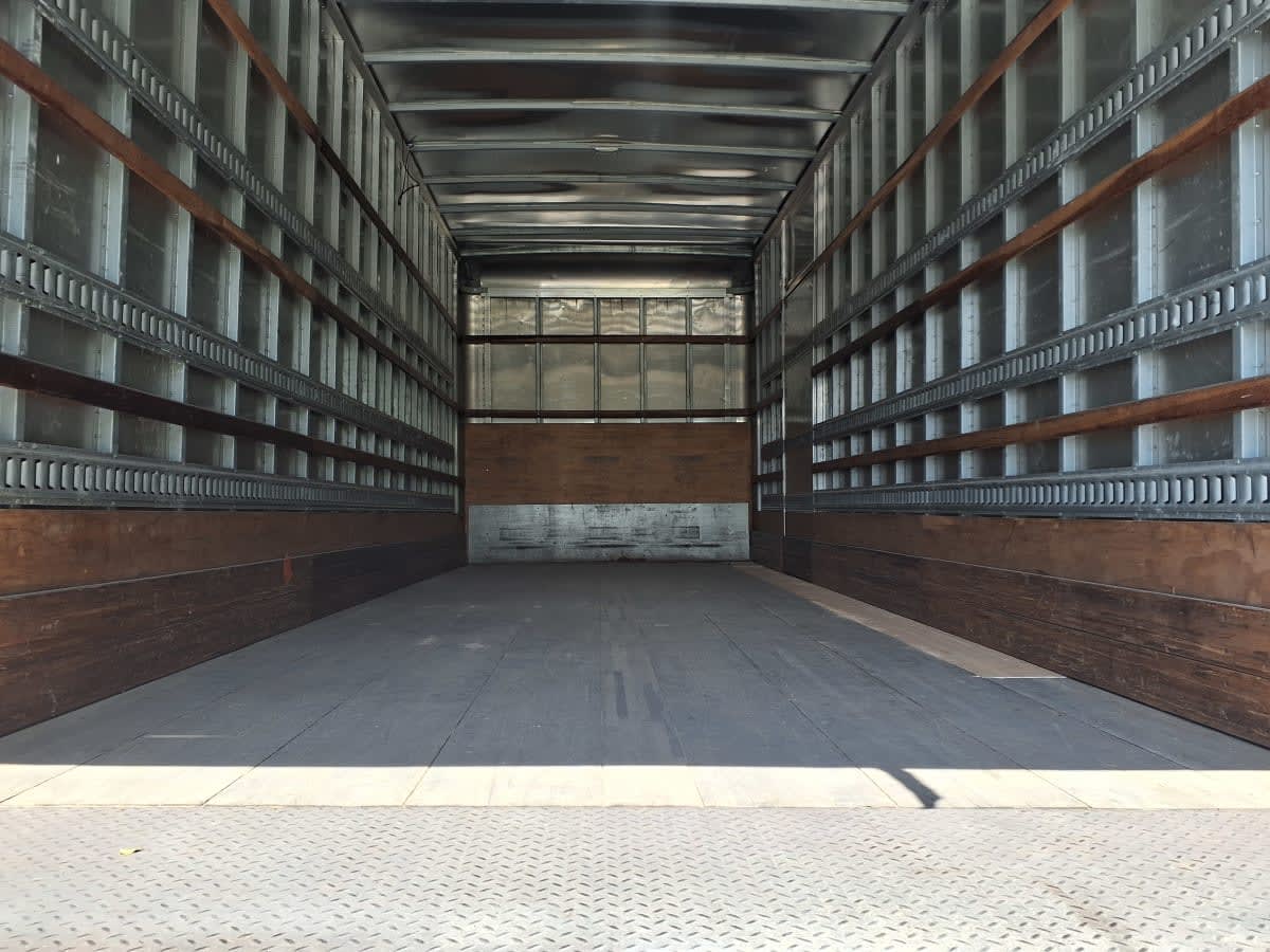 2018 Freightliner/Mercedes M2 106 800421