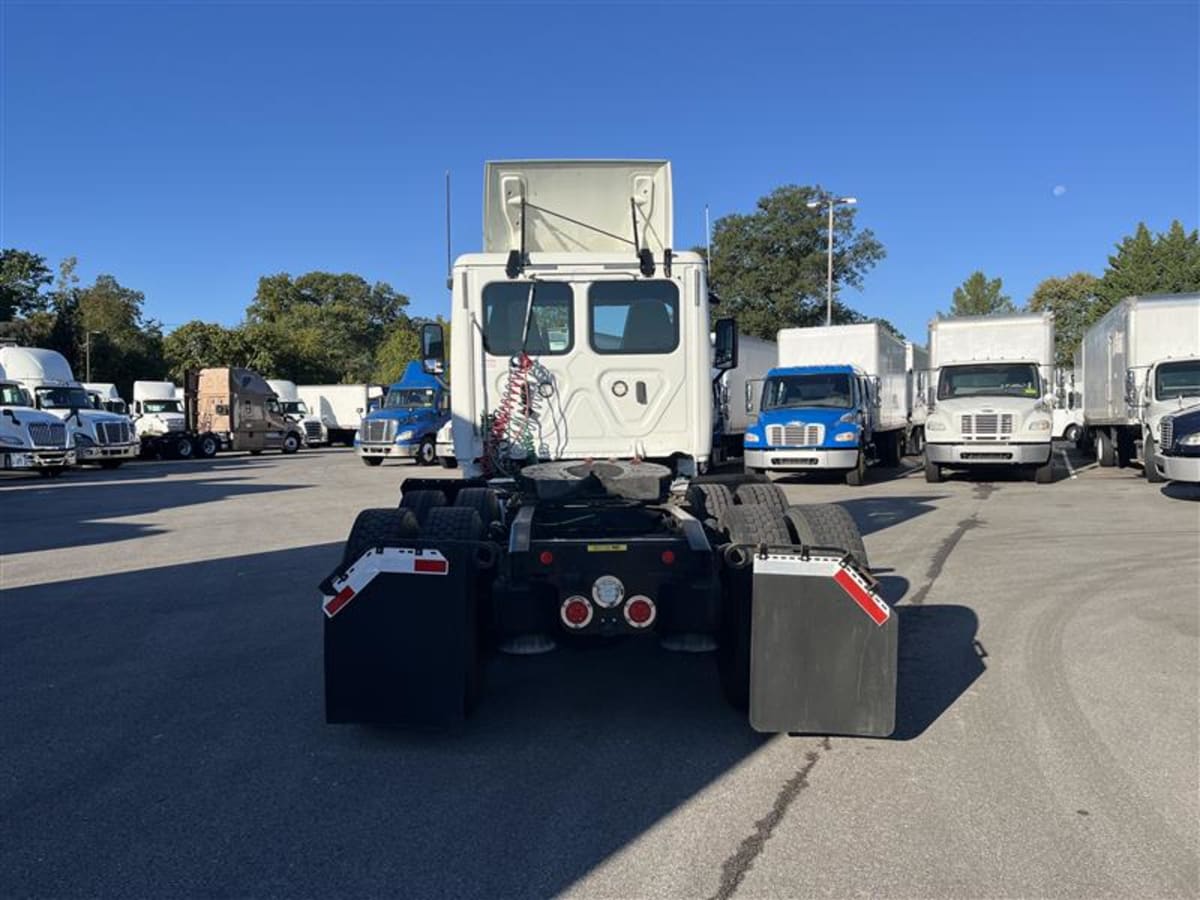 2019 Freightliner - image 5