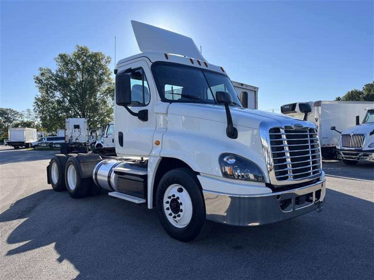 2019 Freightliner - image 3