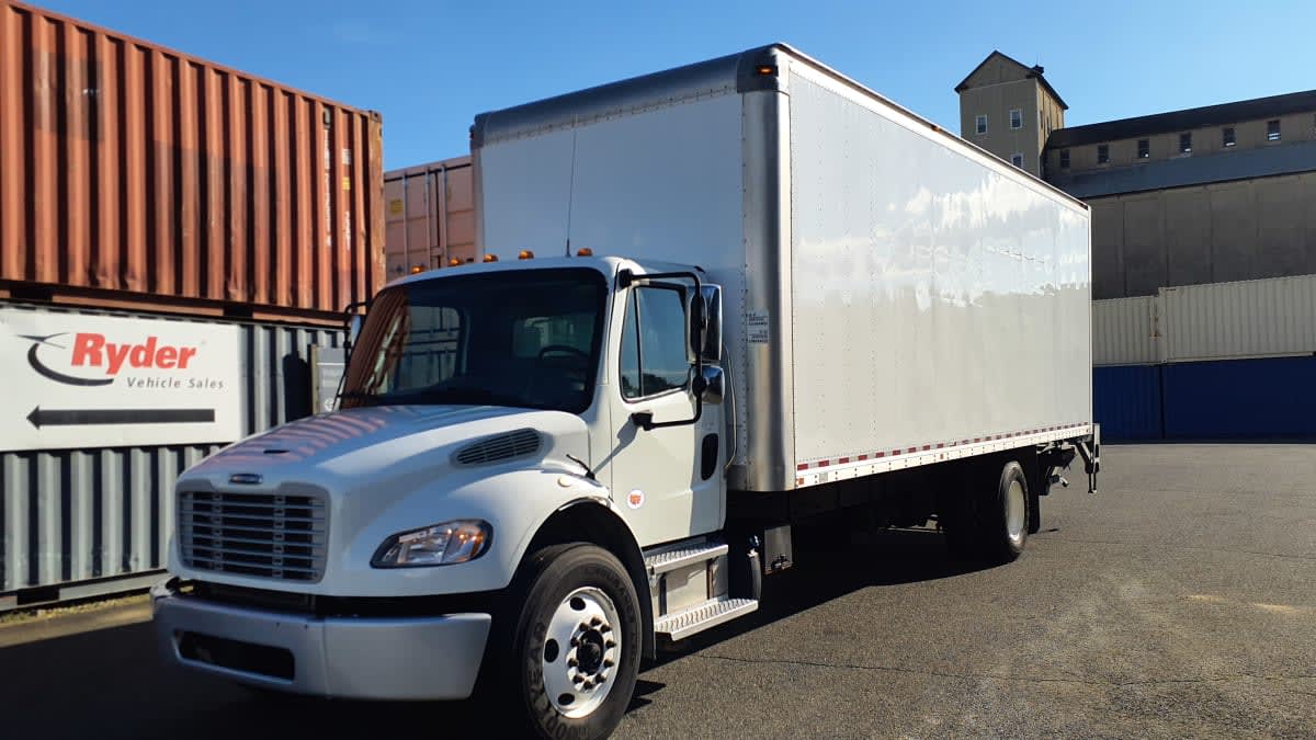 2018 Freightliner/Mercedes M2 106 802172 2018 Freightliner/Mercedes M2 106 802172