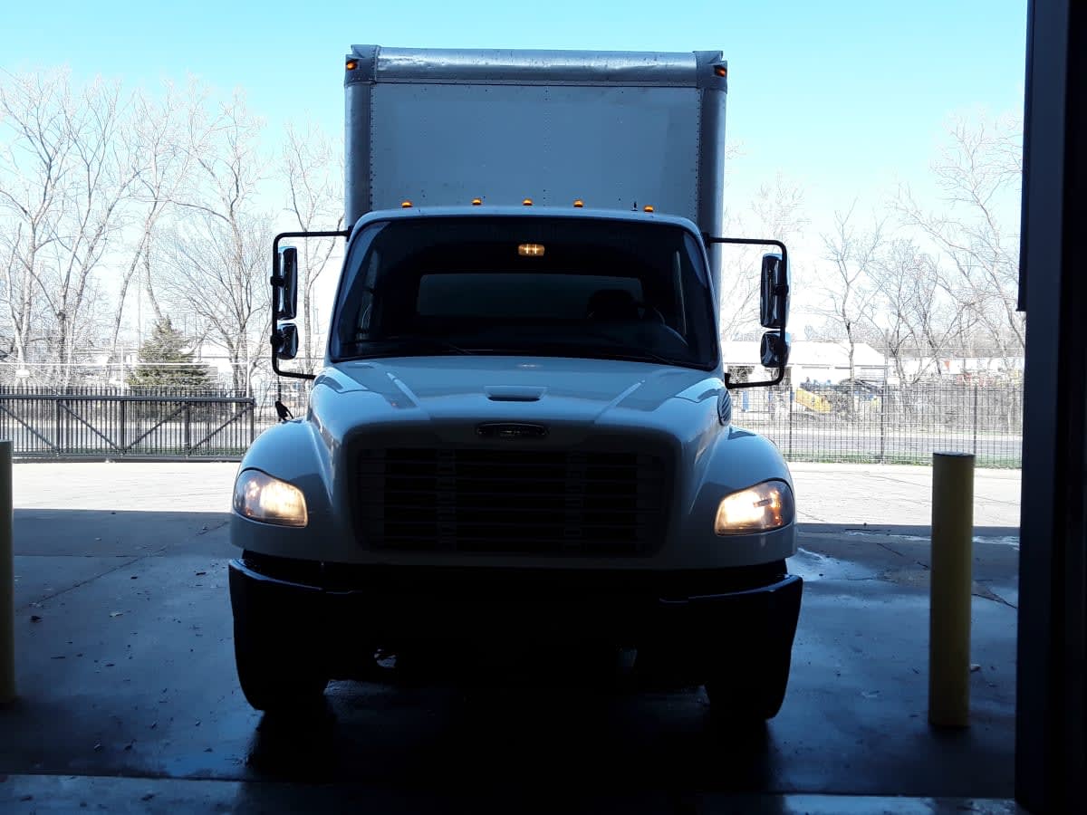 2018 Freightliner/Mercedes M2 106 802173